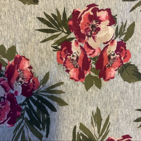 Pink Floral Aeropostale Tank Top - Picture 5 of 5